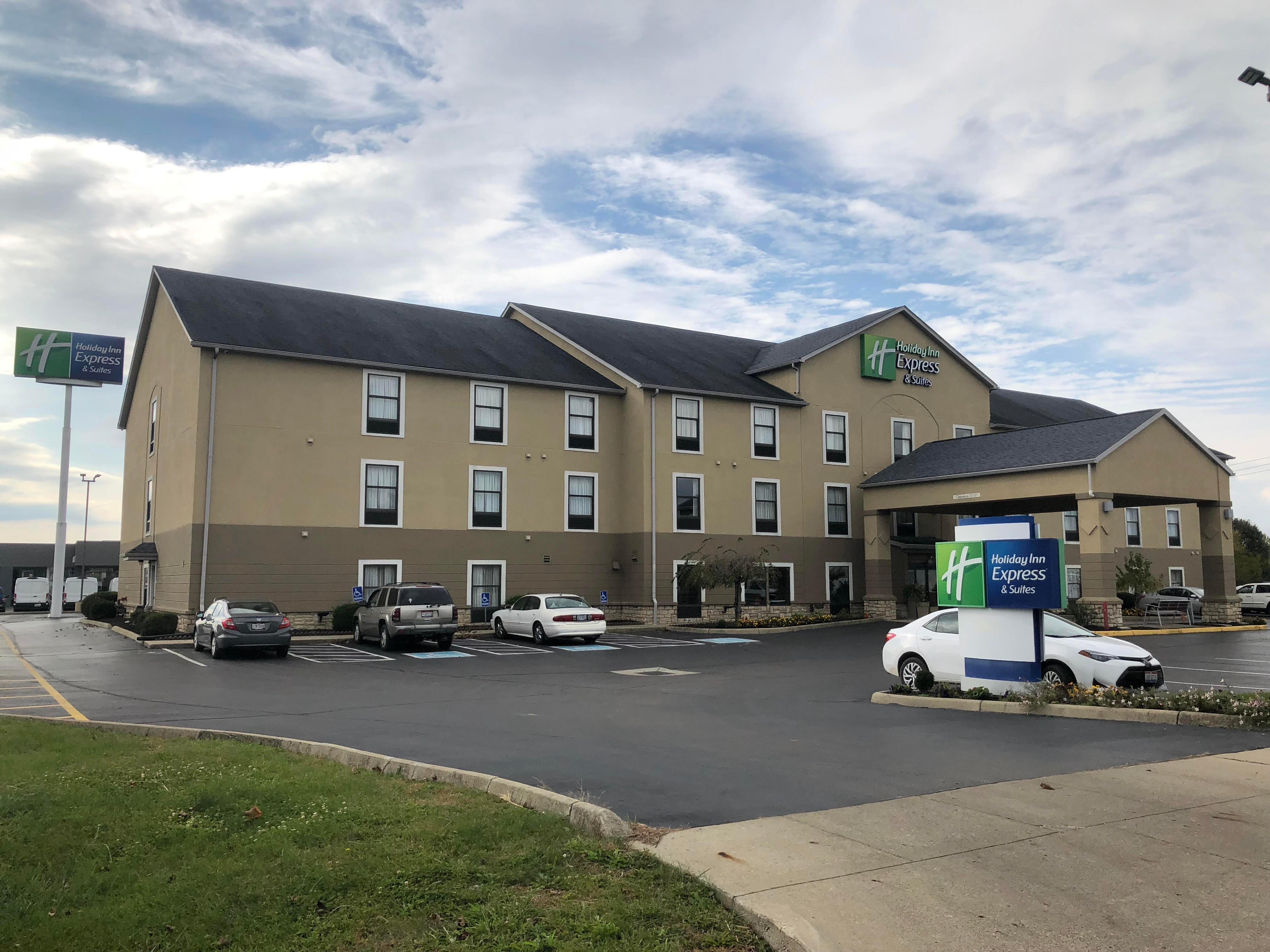 瑟克尔维尔智选假日套房酒店 Circleville 外观 照片